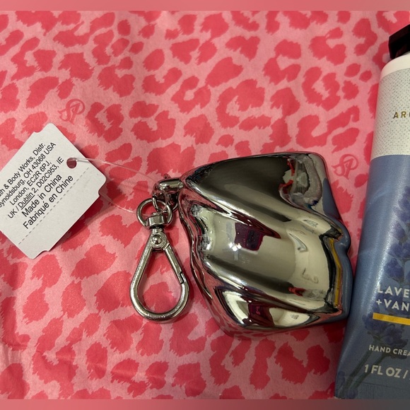 Bath & Body Works Lavender Vanilla Hand Care Set - Picture 2 of 4